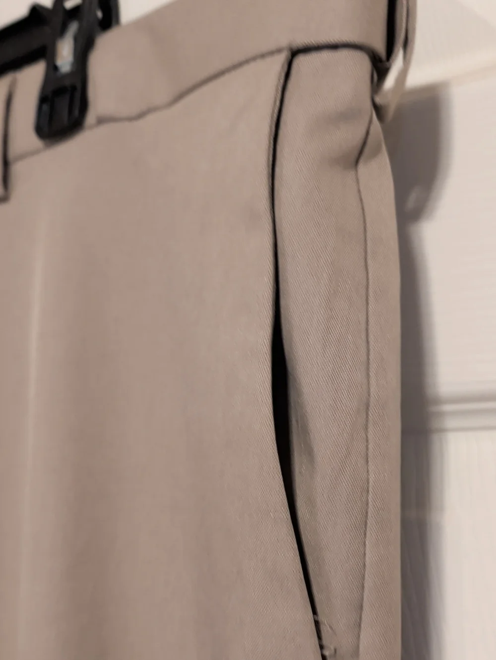 Men's Haggar Cool Right Performance Flex Pants - Khaki Beige Like New Size 40x30